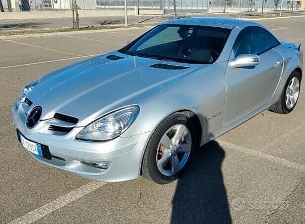 Usata Mercedes SLK200 163 CV (119 kW) 2004 Argento Cabrio