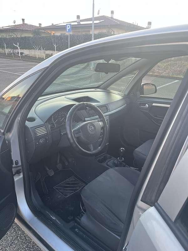 Usata Opel Meriva Enjoy 101 CV (74 kW) 2005 Monovolume