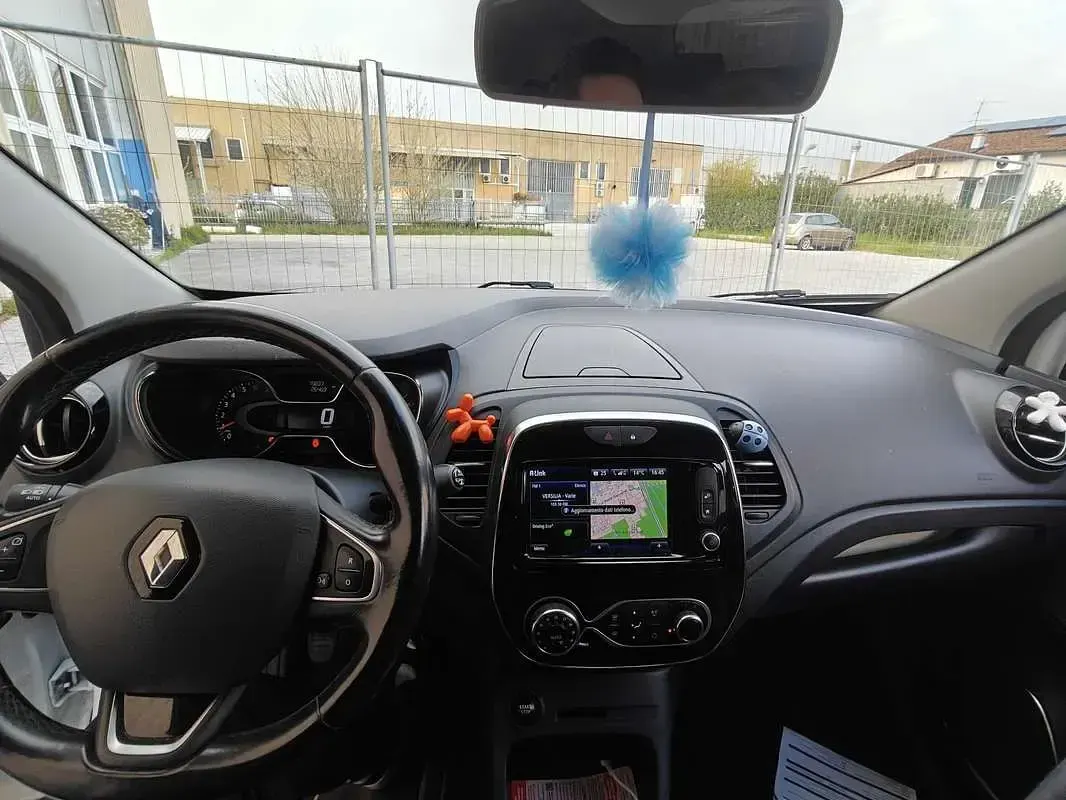 Usata Renault Captur 90 CV (66 kW) 2019 Bianco SUV