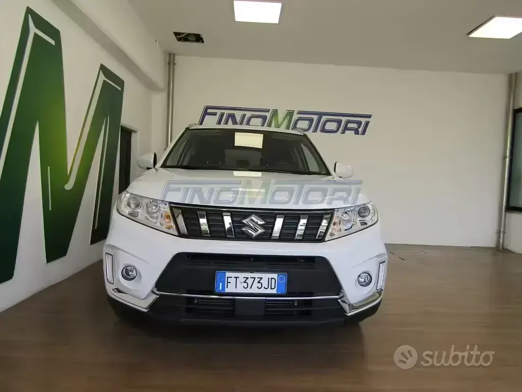 Usata Suzuki Vitara Cool 111 CV (81 kW) 2018 Bianco SUV