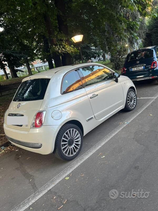 Usata Fiat 500 100 CV (73 kW) 2008 Bianco Utilitaria
