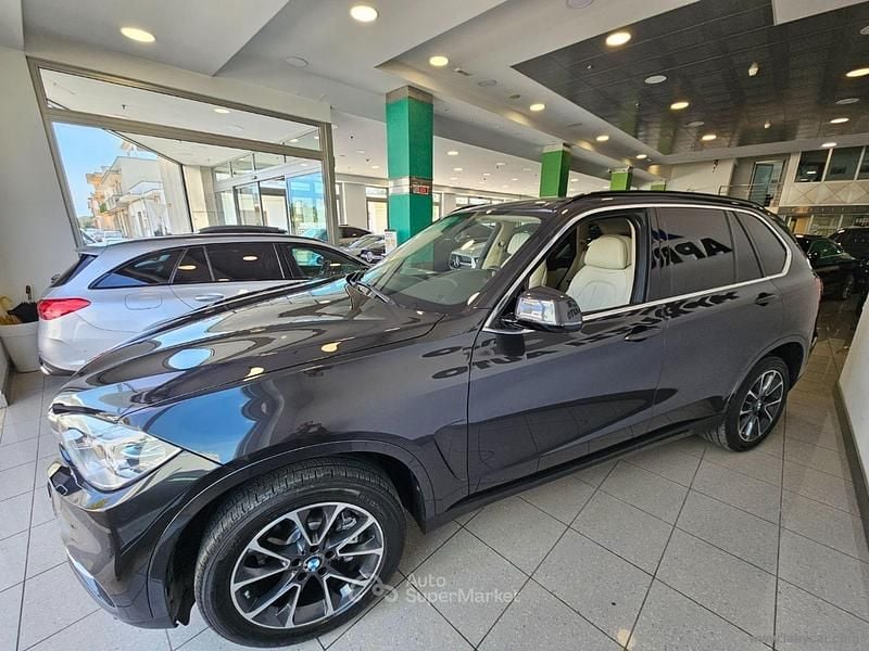 Usata BMW X5 Luxury Line 231 CV (169 kW) 2016 Grigio SUV