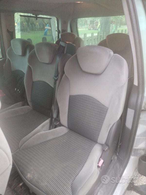 Usata Citroën C8 136 CV (100 kW) 2007 Grigio Monovolume