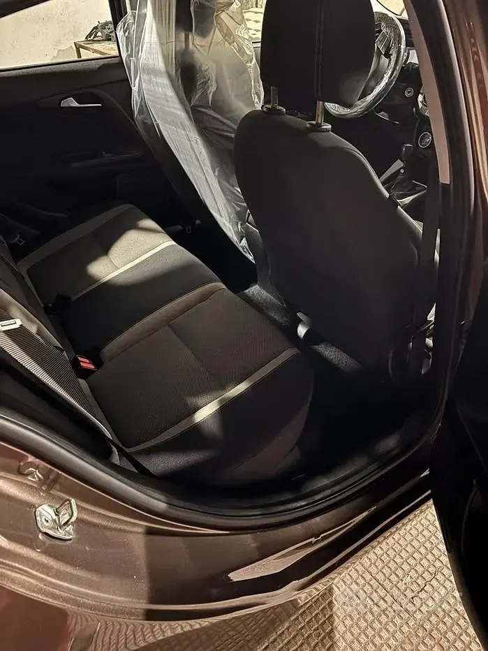 Usata Fiat Tipo 120 CV (88 kW) 2016 Marrone Berlina