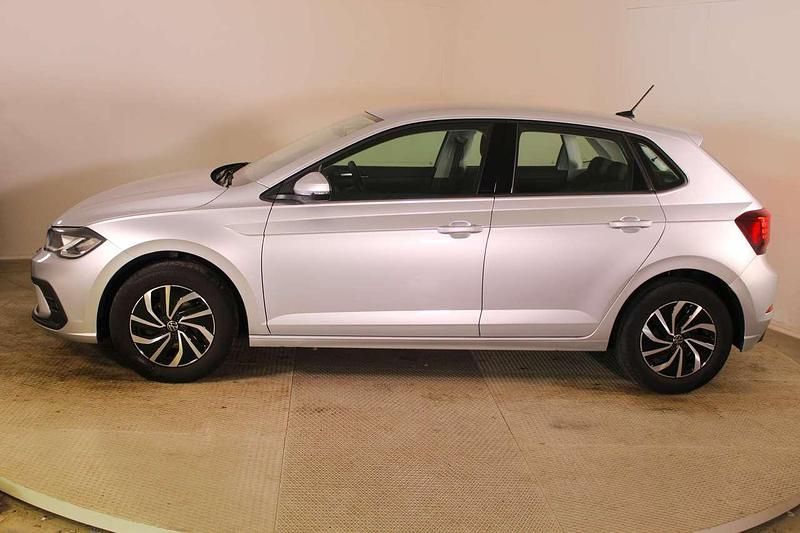 Usata VW Polo Life 95 CV (69 kW) 2021 Argento Utilitaria