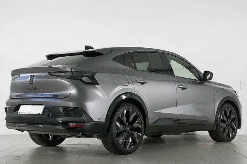 Usata Renault Rafale Esprit Alpine 199 CV (146 kW) 2024 Grigio SUV