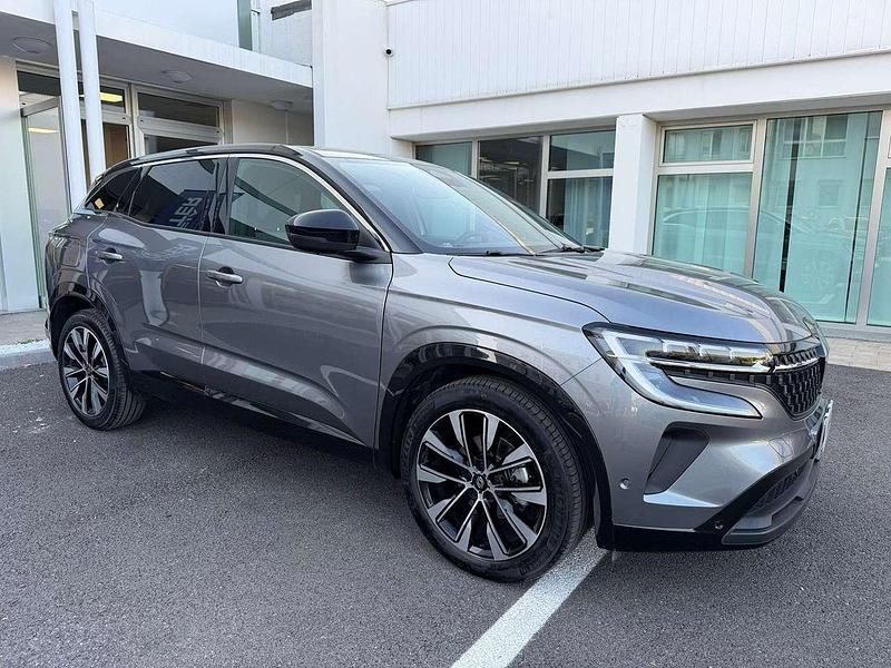 Usata Renault Austral Techno 158 CV (116 kW) 2025 Grigio SUV