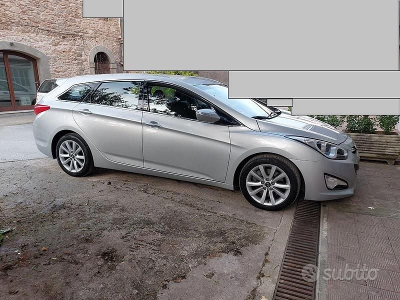 Usata Hyundai i40 136 CV (100 kW) 2013 Grigio Station wagon