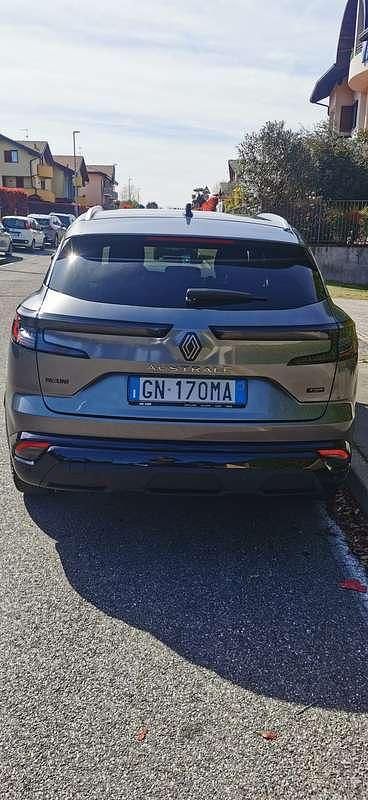 Usata Renault Austral 131 CV (96 kW) 2023 Grigio SUV