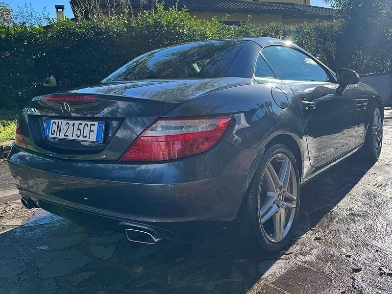 Usata Mercedes SLK200 Premium 184 CV (135 kW) 2011 Grigio Cabrio