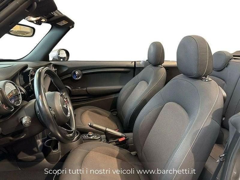 Usata Mini Cooper D Cabriolet 116 CV (85 kW) 2018 Argento Cabrio