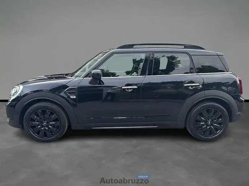 Usata Mini Cooper Countryman 136 CV (100 kW) 2022 Enigmatic black mini yours SUV