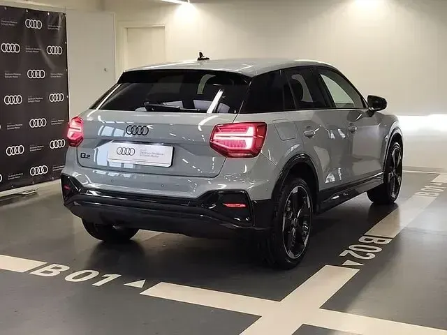 Nuova Audi Q2 Comfort 150 CV (110 kW) 2026 Grigio freccia perla SUV