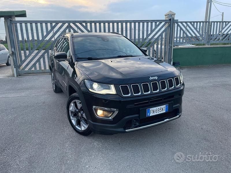 Usata Jeep Compass Limited 140 CV (102 kW) 2018 Nero SUV