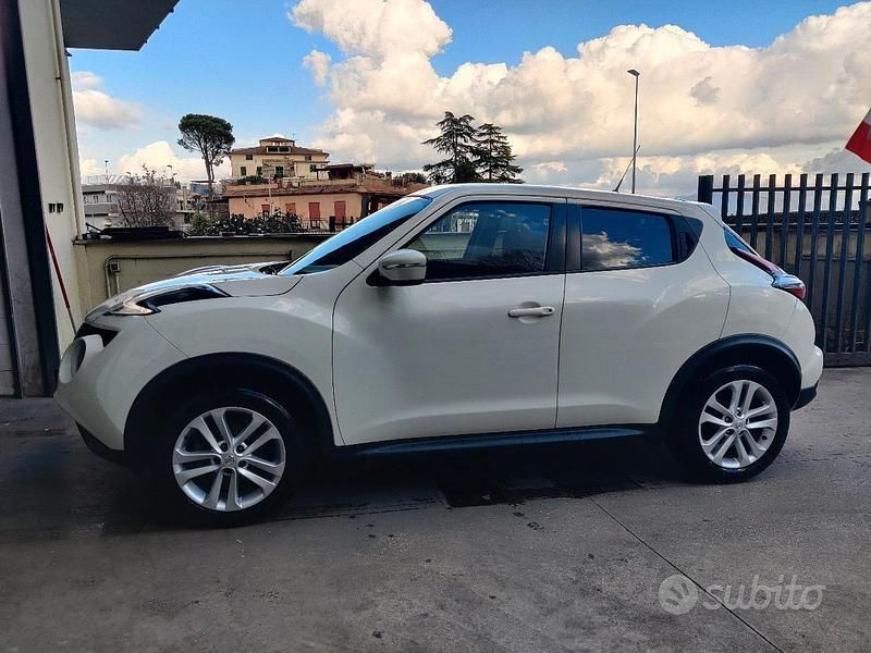 Usata Nissan Juke Acenta 110 CV (80 kW) 2017 Bianco SUV