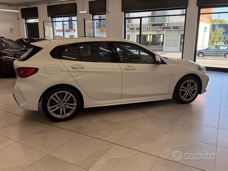 Usata BMW 118 M Sport 136 CV (100 kW) 2023 Bianco Utilitaria