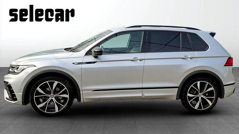 Usata VW Tiguan R-line 150 CV (110 kW) 2021 Argento SUV