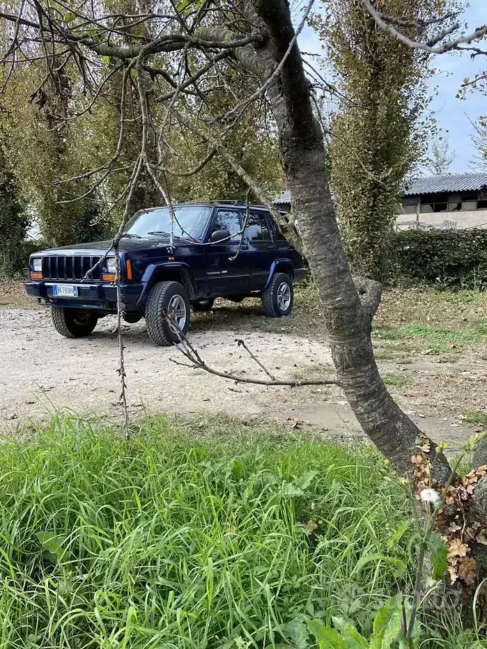 Usata Jeep Cherokee 116 CV (85 kW) 2000 SUV