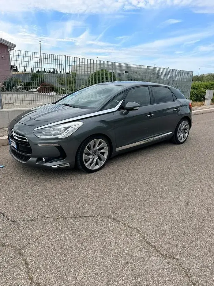 Usata Citroën DS5 163 CV (119 kW) 2012 Utilitaria