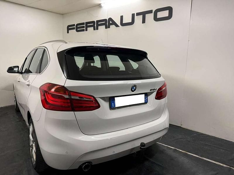 Usata BMW 218 Active Tourer Luxury Line 150 CV (110 kW) 2015 Bianco Monovolume