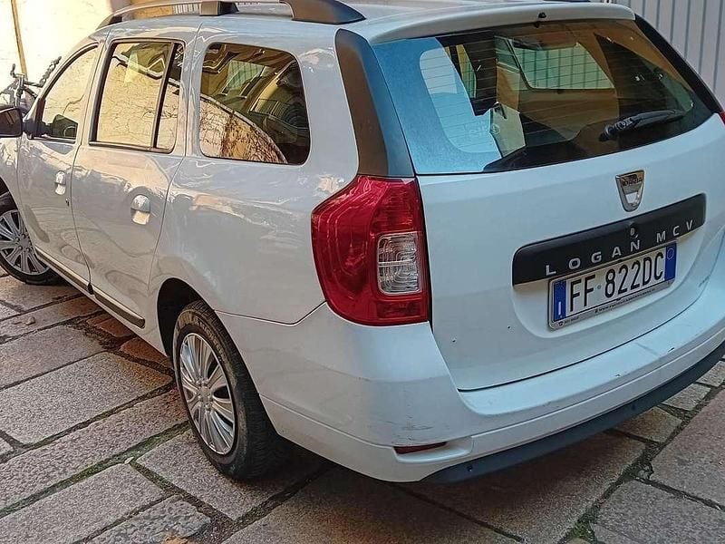 Usata Dacia Logan Ambiance 90 CV (66 kW) 2016 Bianco Station wagon