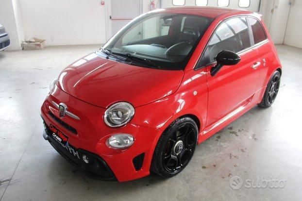 Usata Abarth 595 Pista 160 CV (117 kW) 2018 Rosso Utilitaria