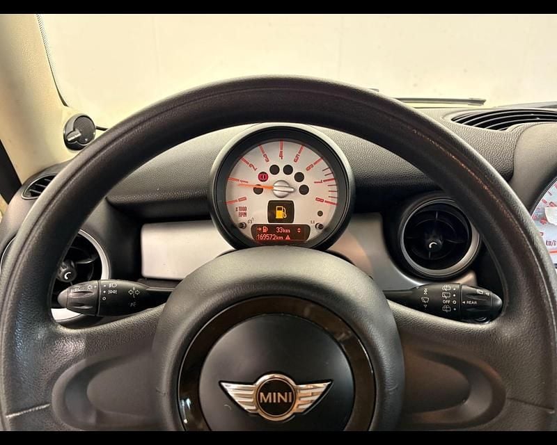 Usata Mini ONE 75 CV (55 kW) 2013 Beige Utilitaria