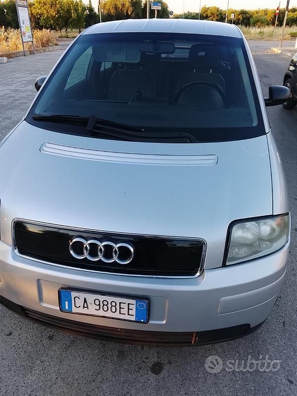 Usata Audi A2 75 CV (55 kW) 2001 Grigio Utilitaria