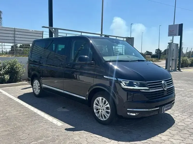 Usata VW Multivan Highline 204 CV (150 kW) 2021 Nero Monovolume