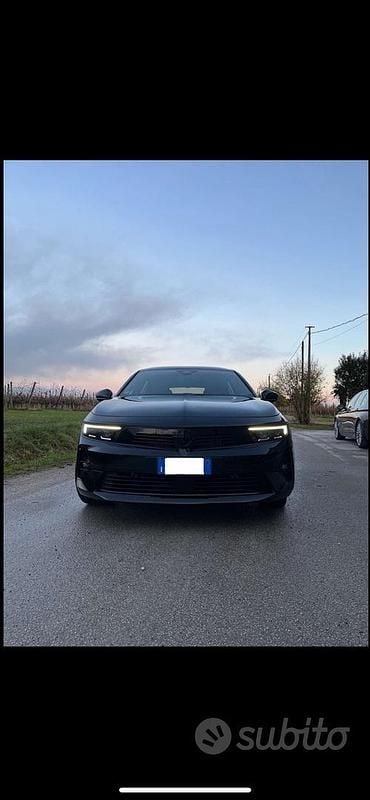 Usata Opel Astra 180 CV (132 kW) 2024 Berlina