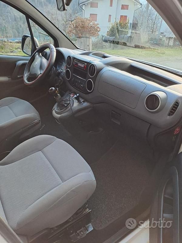 Usata Peugeot Partner Tepee 2014 Bianco Monovolume