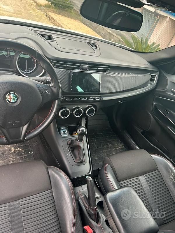 Usata Alfa Romeo Giulietta 170 CV (125 kW) 2013 Bianco Berlina