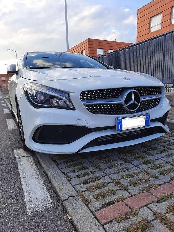 Usata Mercedes CLA200 Shooting Brake Premium 136 CV (100 kW) 2017 Bianco Station wagon
