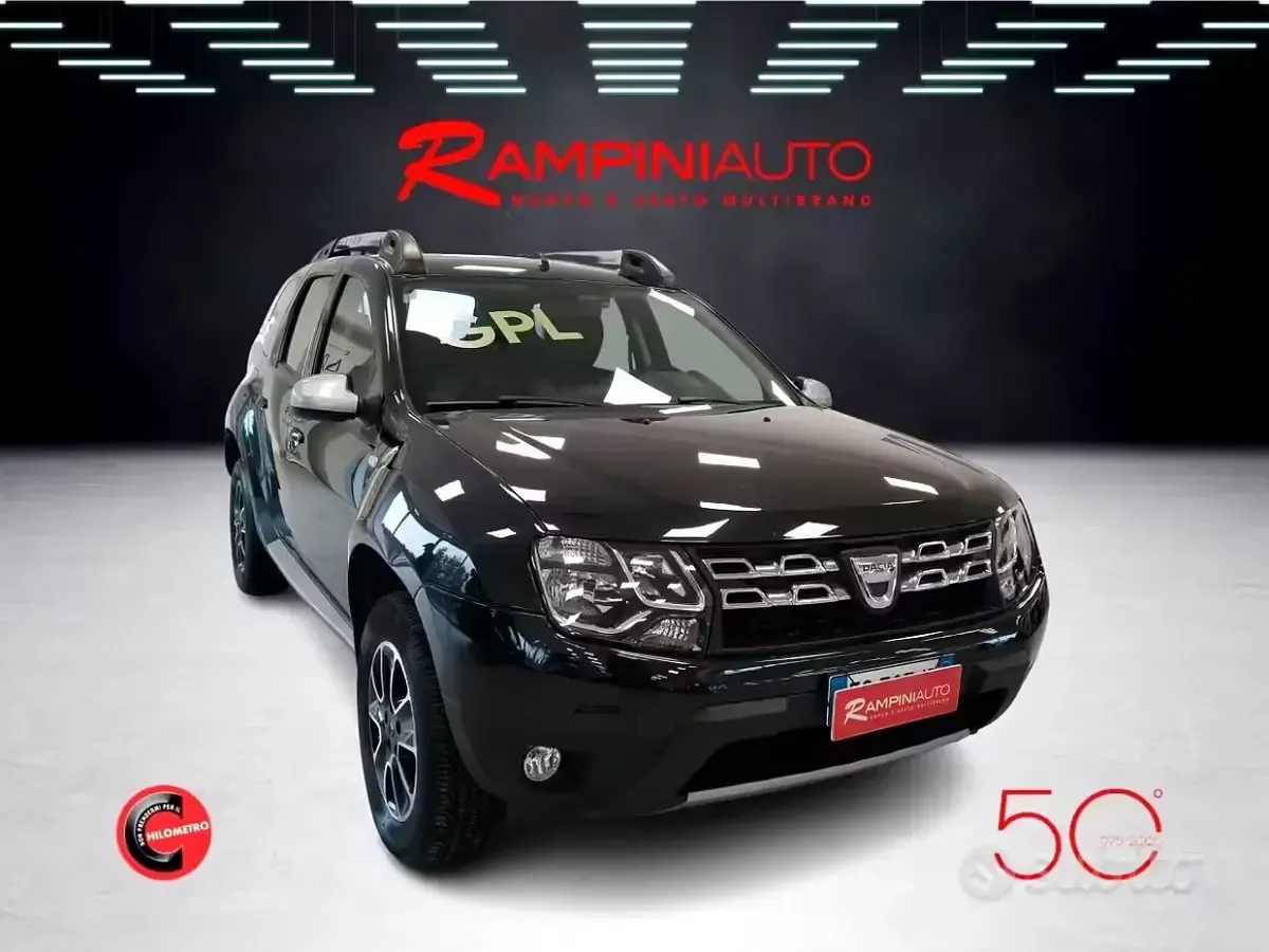 Usata Dacia Duster Lauréate 116 CV (85 kW) 2017 Nero SUV