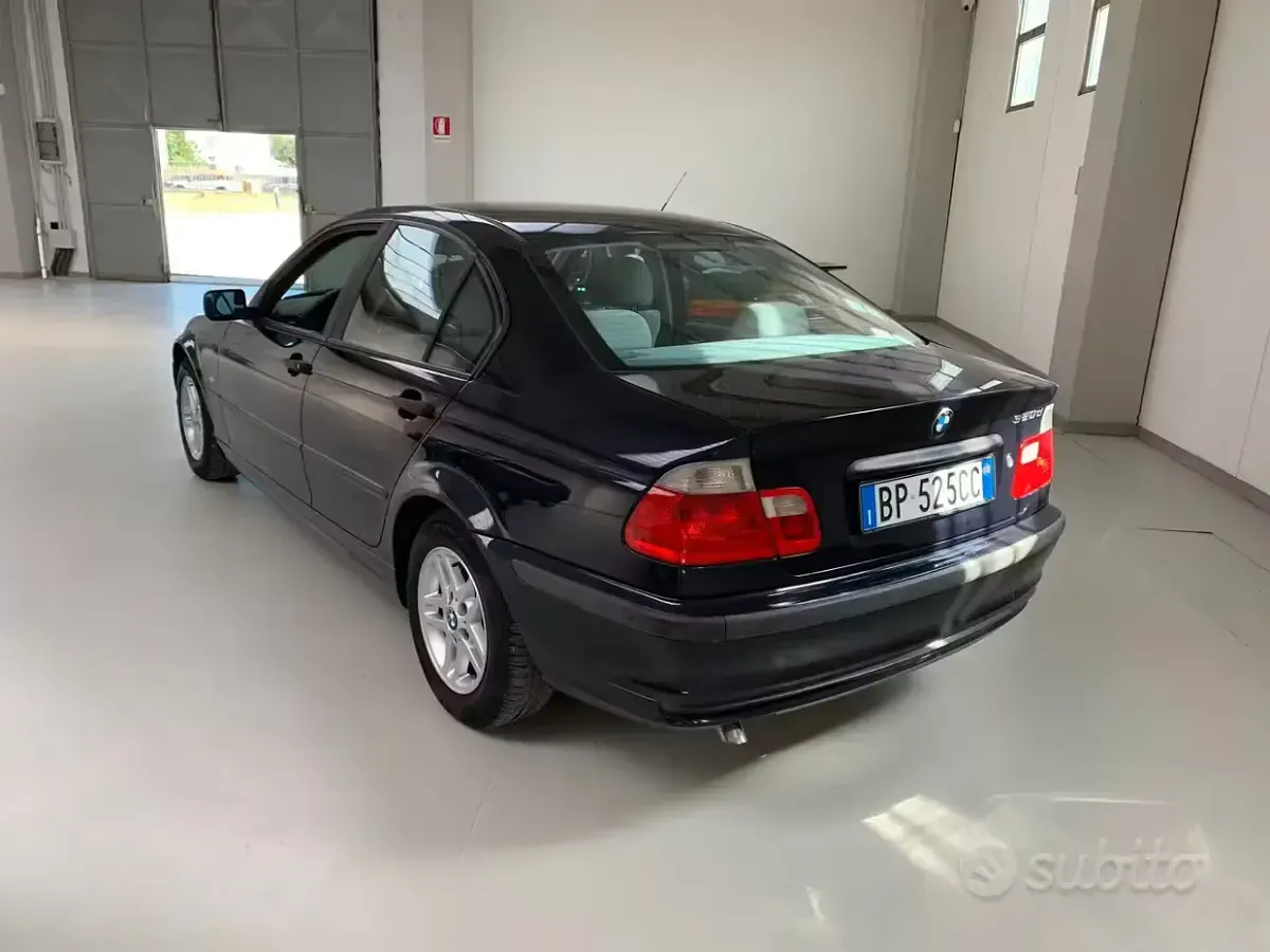 Usata BMW 320 136 CV (100 kW) 2000 Bluazzurro Berlina