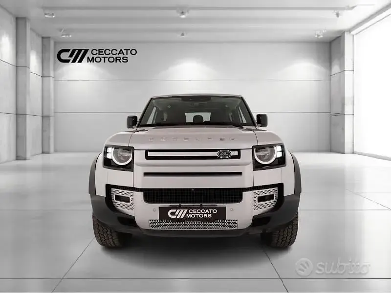 Usata Land Rover Defender 249 CV (183 kW) 2021 Grigio SUV