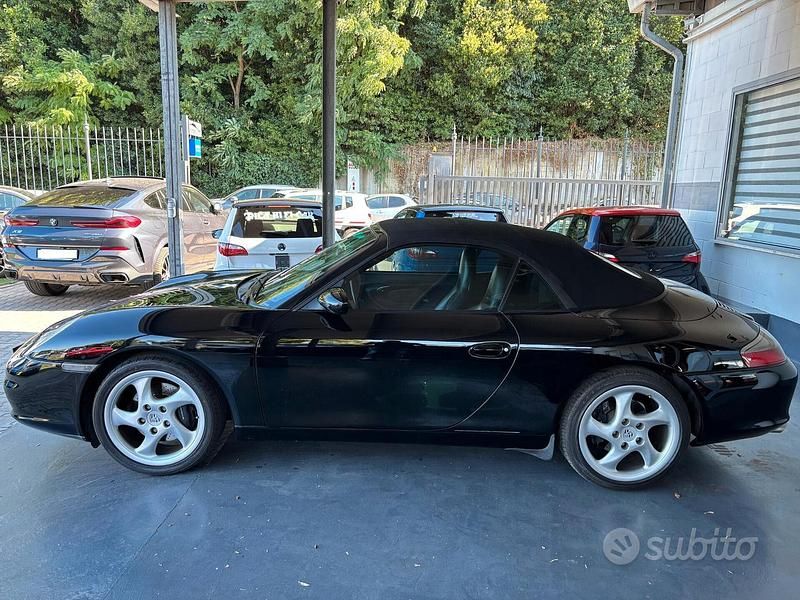 Usata Porsche 911 Carrera Cabriolet 320 CV (235 kW) 2002 Nero Cabrio