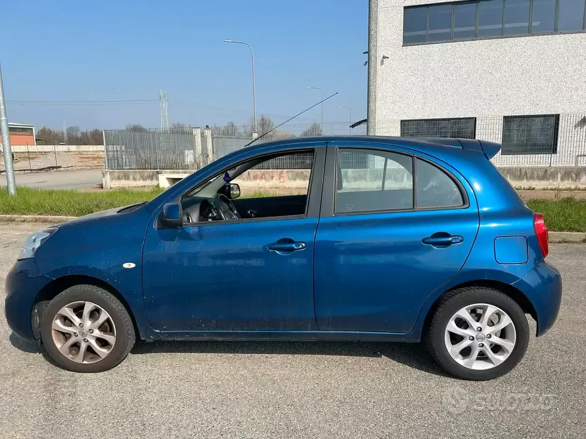 Second-hand Nissan Micra Acenta 80 CP (58 kW) 2014 Albastru Hatchback