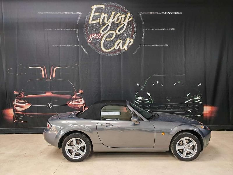Usata Mazda MX5 126 CV (92 kW) 2007 Grigio Cabrio