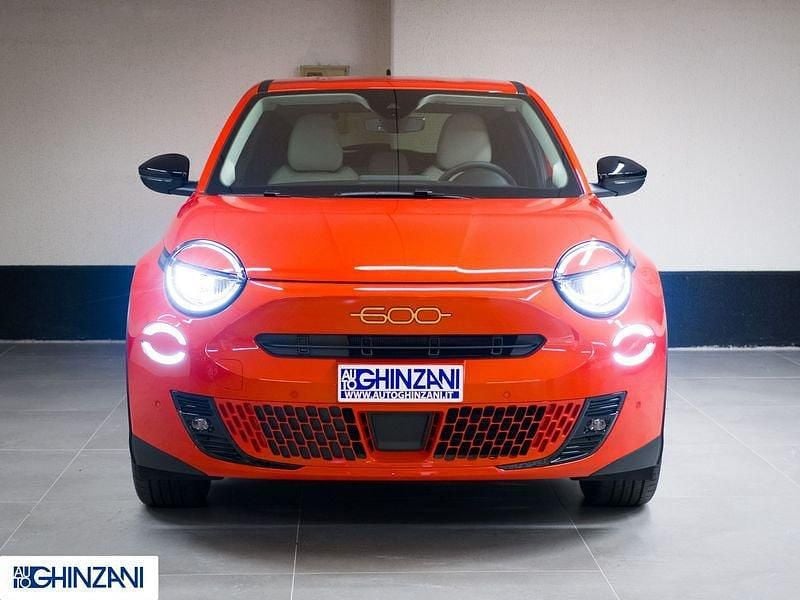 Nuova Fiat 600E La Prima 61 kW (84 CV) 2025 SUV