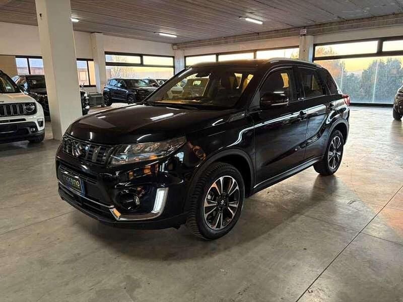 Usata Suzuki Vitara 114 CV (83 kW) 2023 Nero SUV