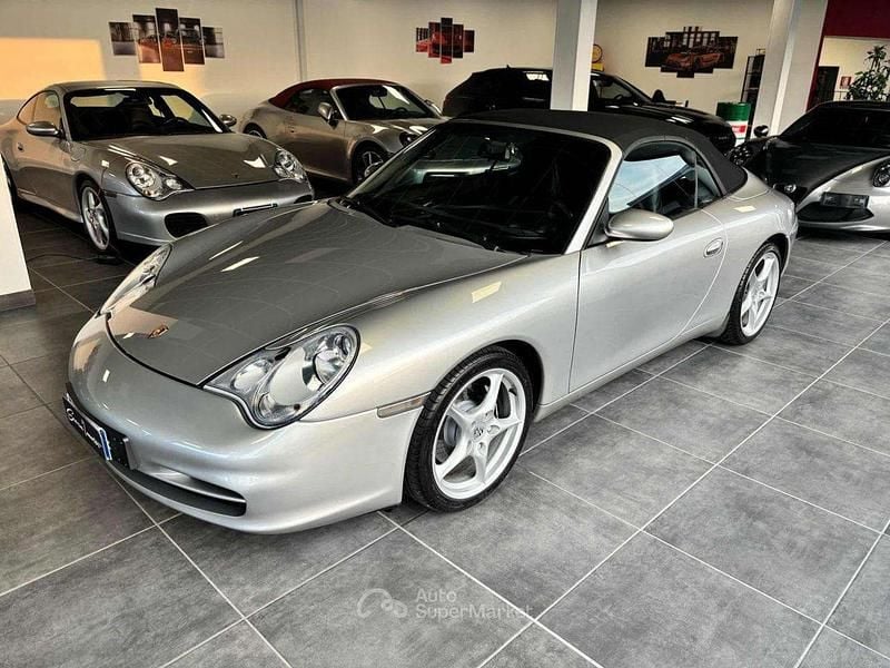 Usata Porsche 911 Carrera Cabriolet 320 CV (235 kW) 2004 Argento(met.) Cabrio