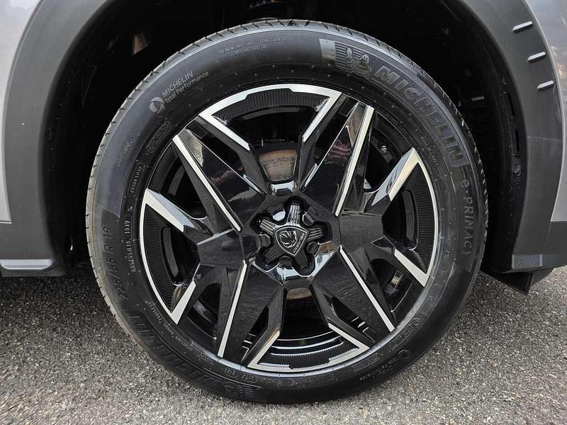 Usata Peugeot 3008 GTi 136 CV (100 kW) 2024 Grigio artense SUV