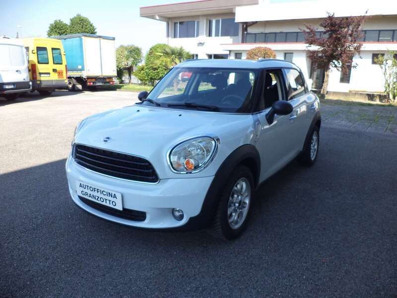 Bianco Usata 2011 Mini One Countryman SUV | 6700 € (Cara) - Immagine 1/4