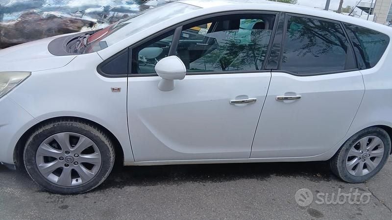 Occasion Opel Meriva 120 ch (88 kW) 2012 Blanc Monospace