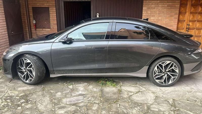 Usata Hyundai Ioniq 6 167 kW (228 CV) 2023 Other Berlina