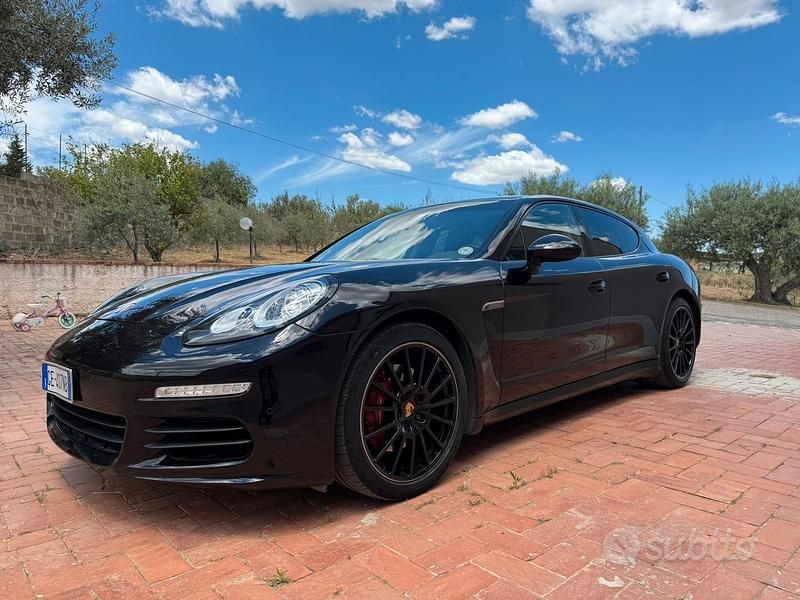 Usata Porsche Panamera 250 CV (183 kW) 2014 Nero Utilitaria