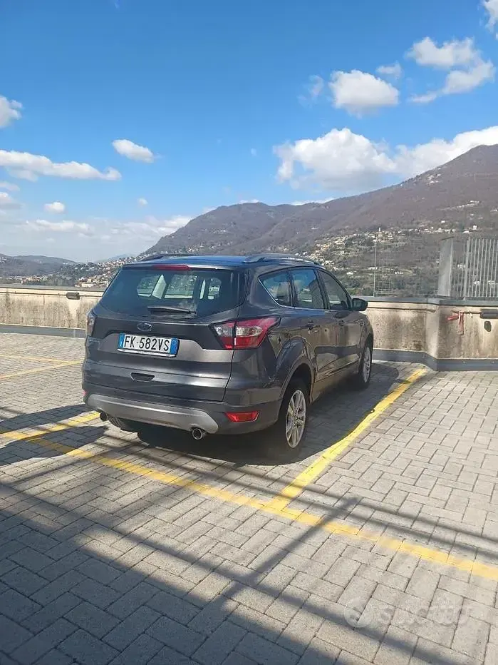 Usata Ford Kuga 120 CV (88 kW) 2017 SUV