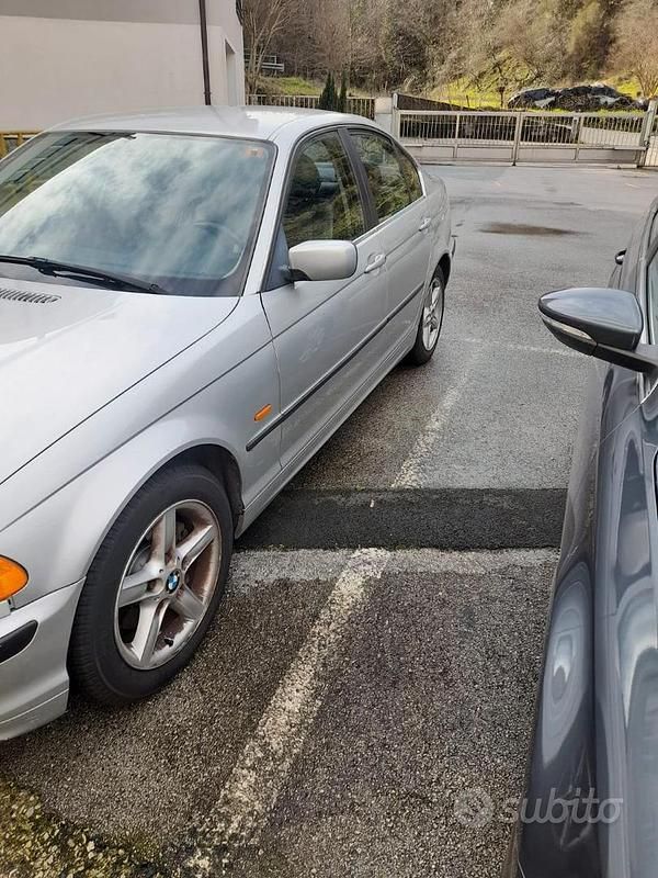 Usata BMW 320 1999 Grigio Berlina