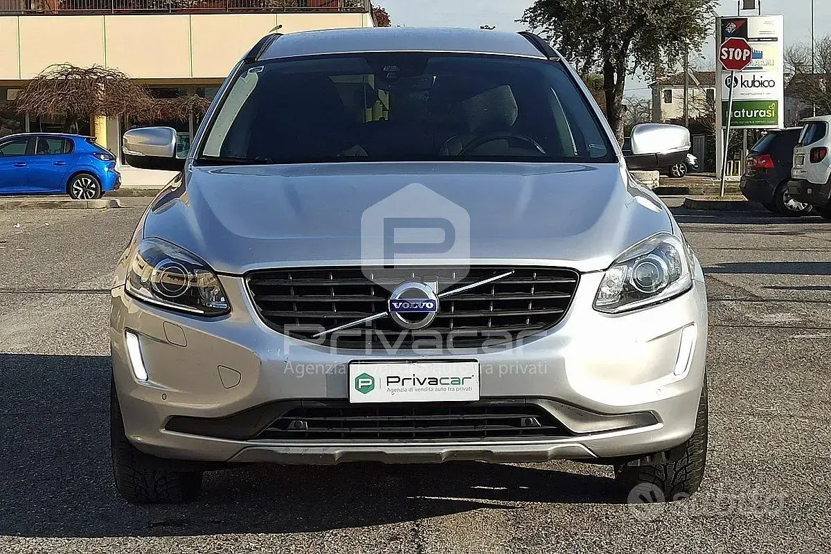 Usado Volvo XC60 Business Edition 190 CV (139 kW) 2016 Gris SUV